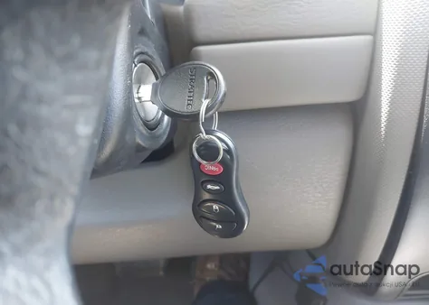 2004 Jeep Liberty Sport z USA, uszkodzony, nr VIN 1J4GK48K34W323784